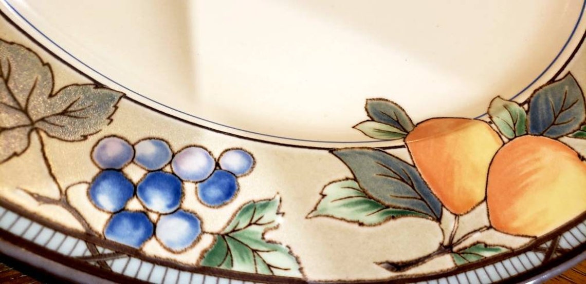 Mikasa Intaglio Garden cosecha 12.5 plato redondo | Etsy