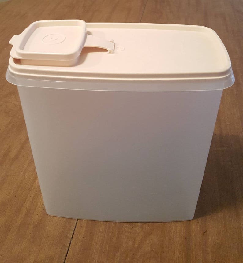 Tupperware Lidded Storage Container