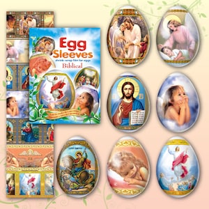 Puede incluir: Un conjunto de fundas para huevos con temática bíblica y huevos de Pascua decorados. El paquete de fundas para huevos presenta imágenes de Jesús y ángeles. Los huevos están decorados con figuras y escenas religiosas.