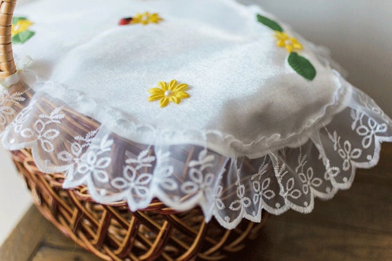 Cover 82 For Medium A Round Basket Decorated With White Etsy