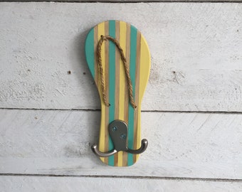 Flip Flop Towel Hooks: Yellow & Turquoise Outdoor Rack