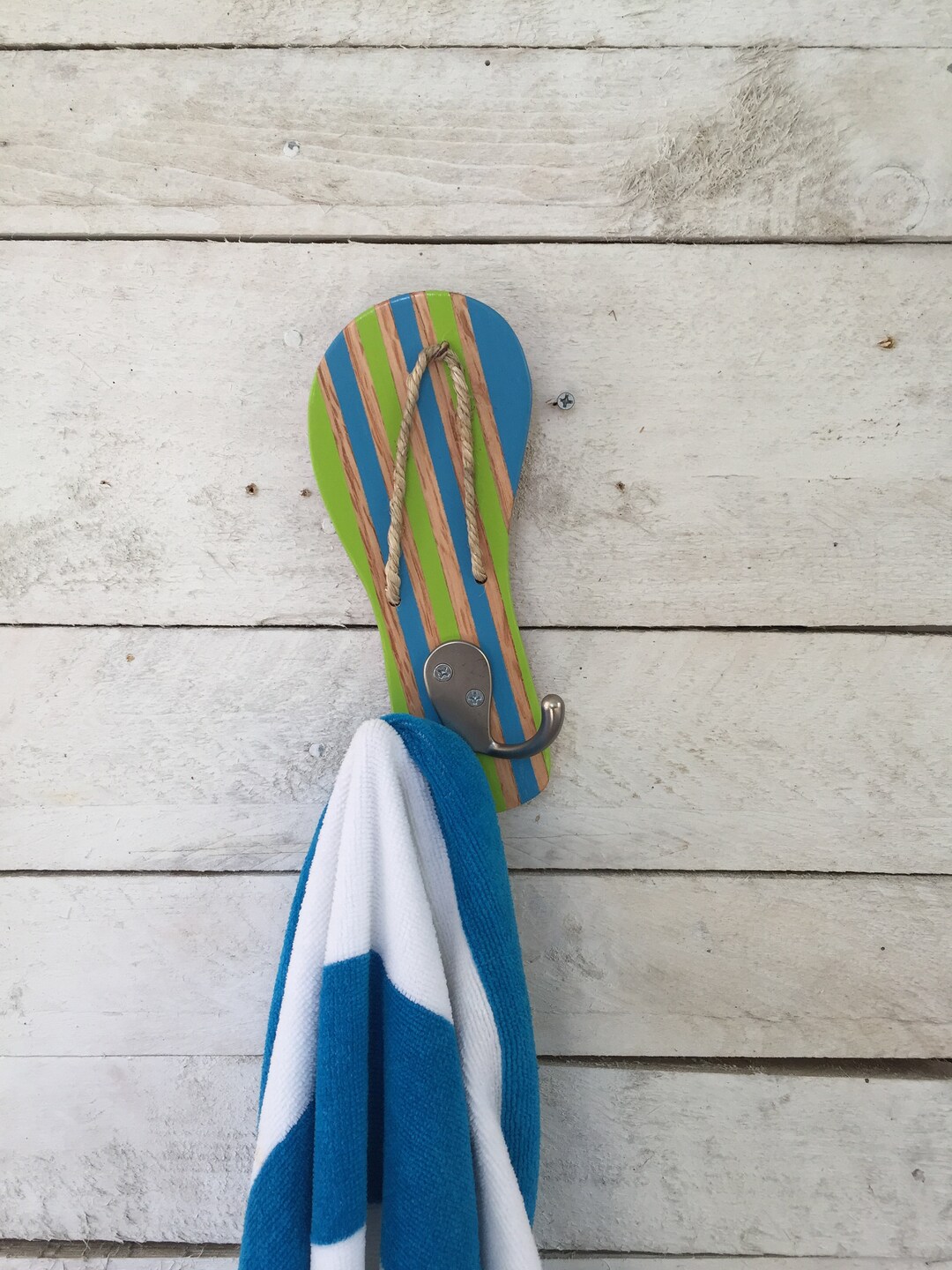 Outdoor Towel Rack, Beach Towel Hooks, Dog Leash Holder, Lake House