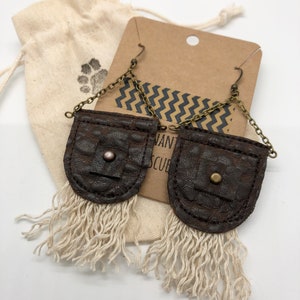 Boho Brown Vegan Drop Boucles d’oreilles / Faux cuir brun upcycled &Hemp Drop Boucles d’oreilles / Reste textile Dangle Boucles d’oreilles / Cadeau unique pour elle