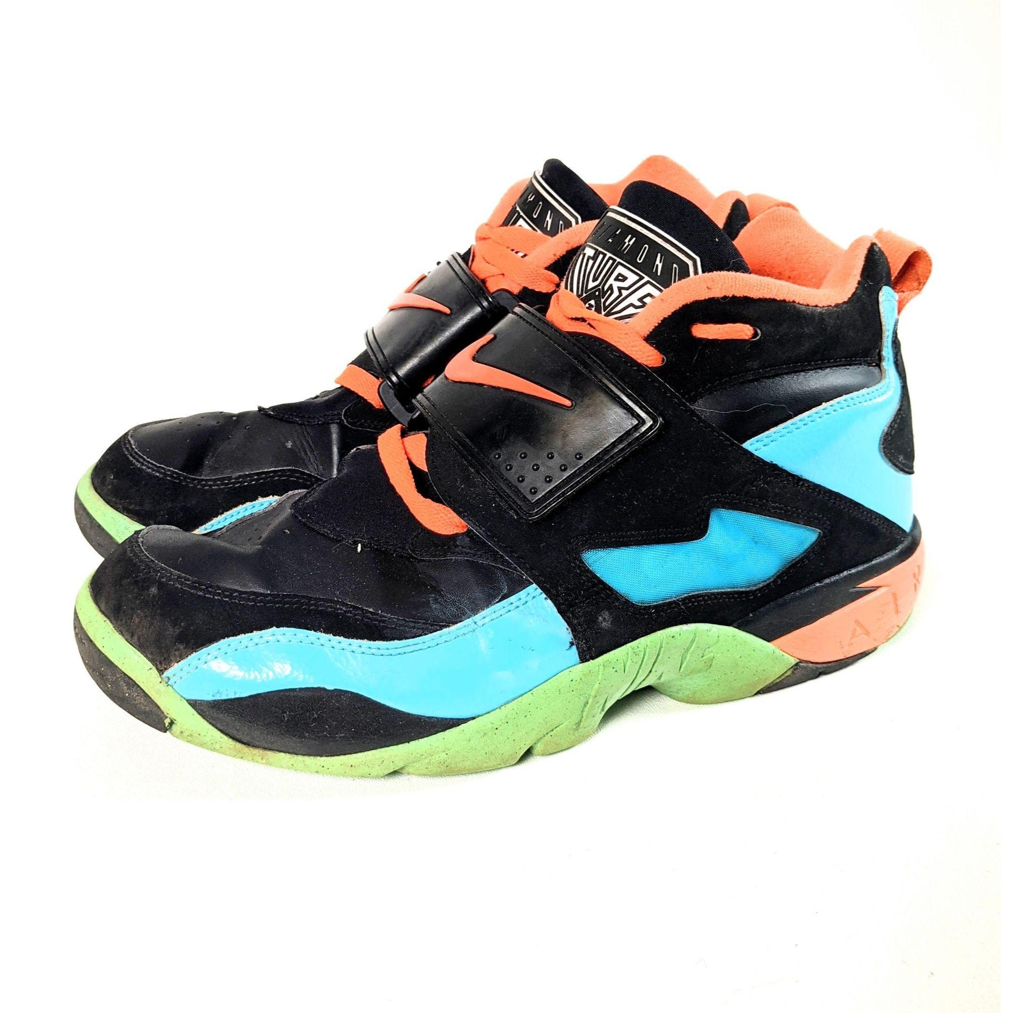 nike air diamond turf black purple gold