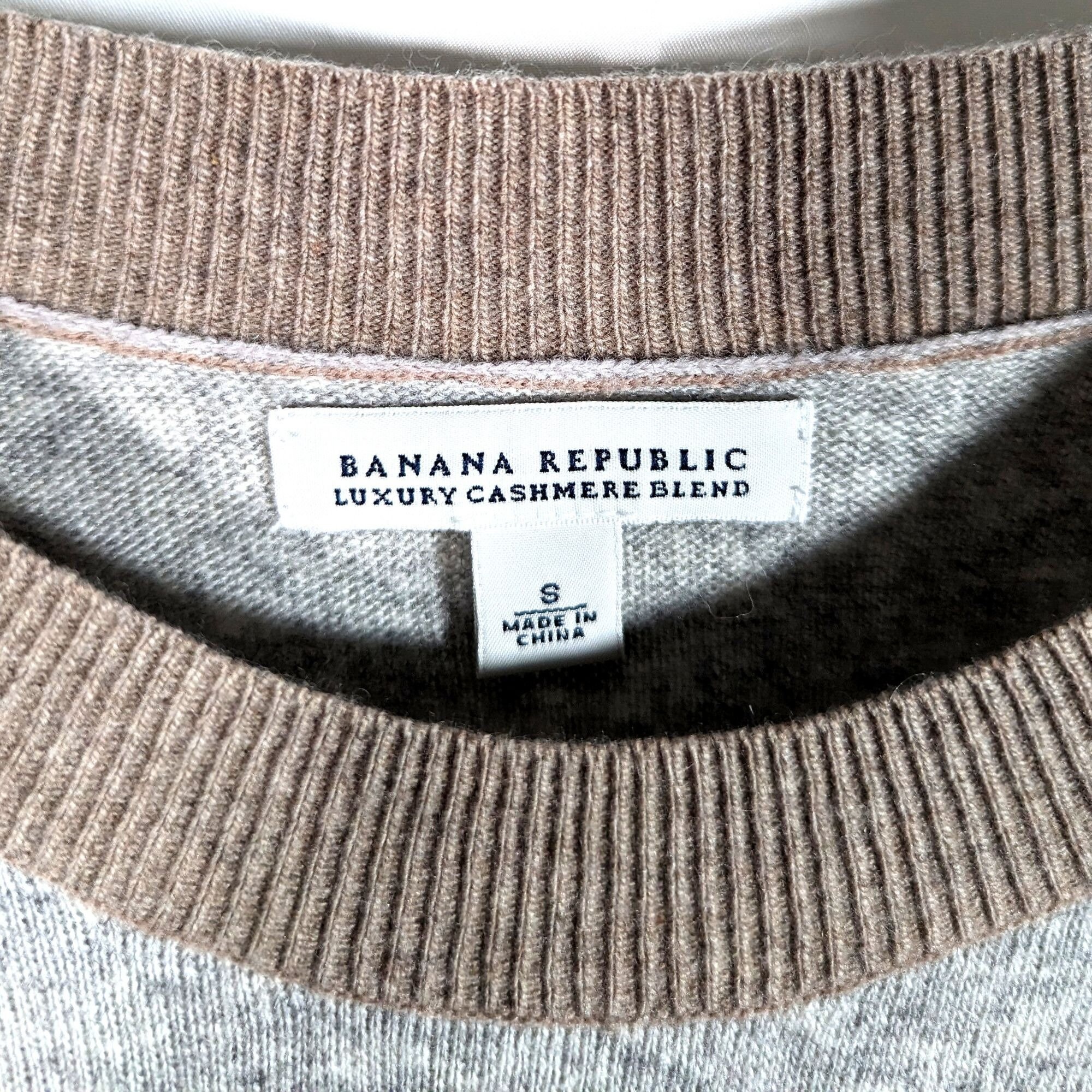 banana republic luxury cashmere blend sweater