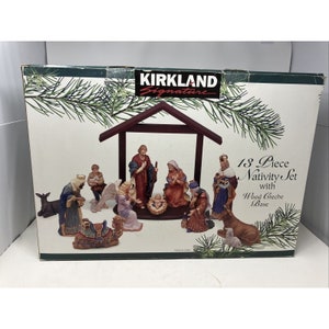 Kirkland 13 Piece Porcelain Nativity Set W/ Wooden Crèche #75177