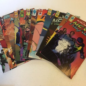 Lot vintage - 14 NEXUS bandes dessinées par premiers Comics comprend NEXUS #1 rétro 1981