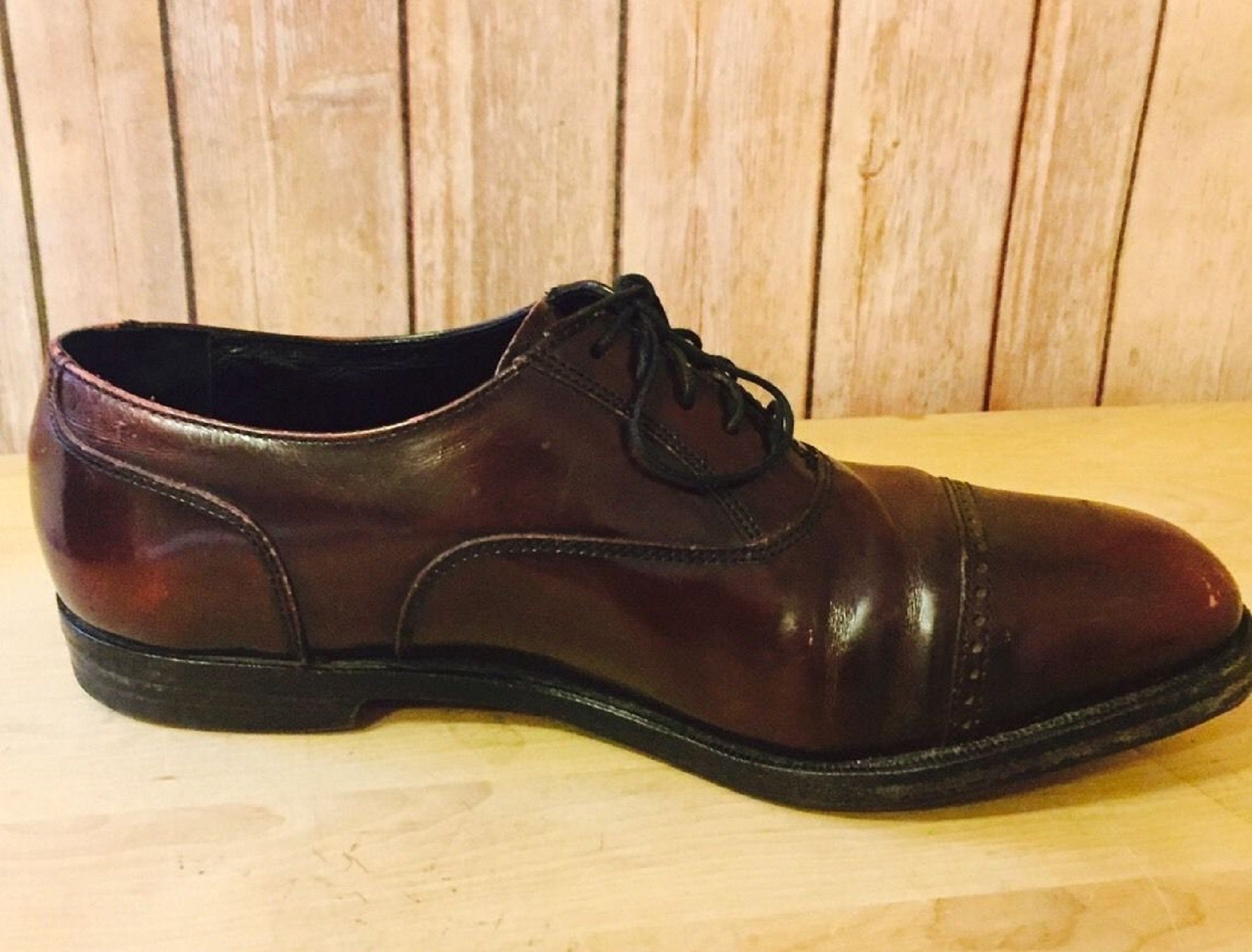 Florsheim Burgundy Brown Cap Toe Oxford Size 8.5 EE (wide  display picture 2