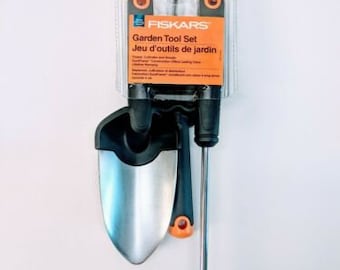 Fiskars 3 Piece DuraFrame Garden Yard Tools Set Trowel Cultivator & Weeder