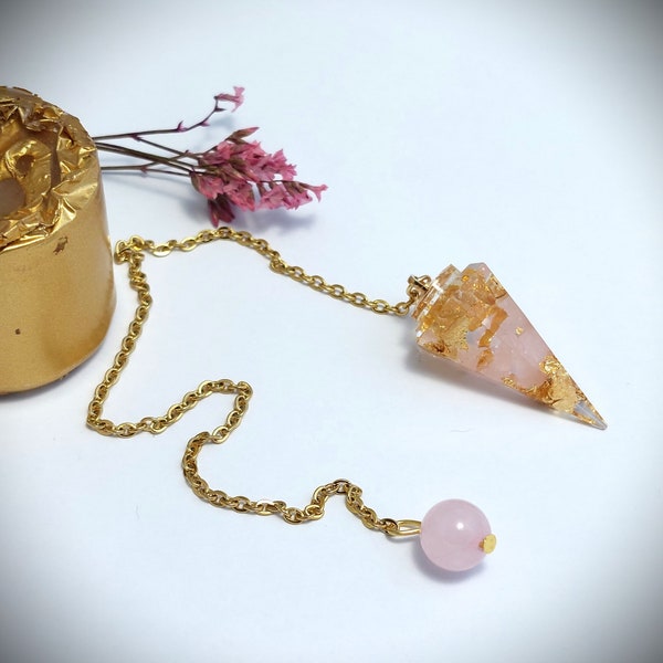 Rose quartz resin divinatory pendulum - dowsing - witchcraft tool - magnetism - healing - Chakra - natural stone pendulum