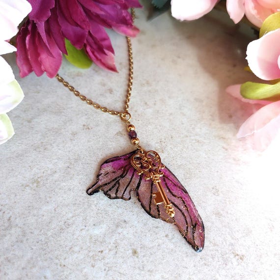 Collier Aile de Fée avec Clé Dorée