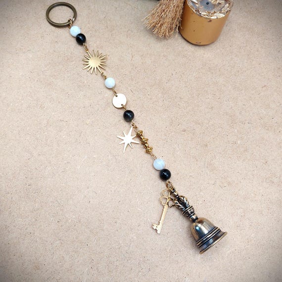 Cloche de sorcière Pierre de lune, Obsidienne, Soleil, Etoile, Clé