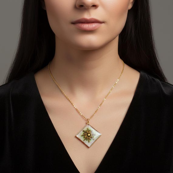 Collier Talisman Solaire