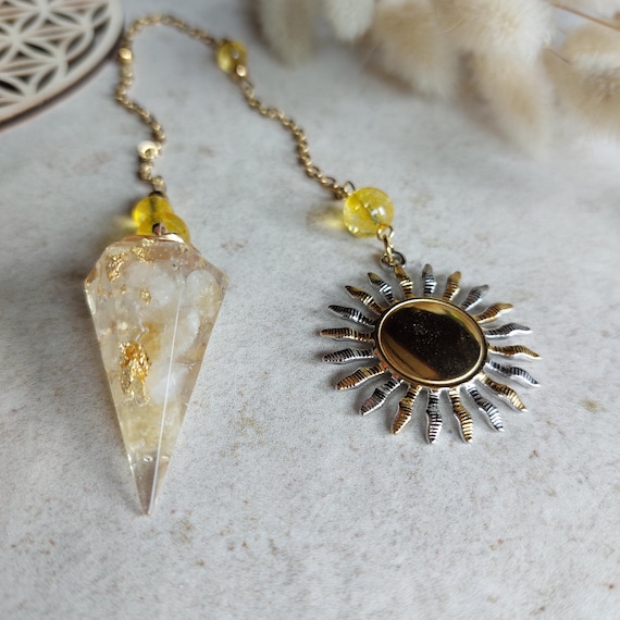 Pendules divinatoires