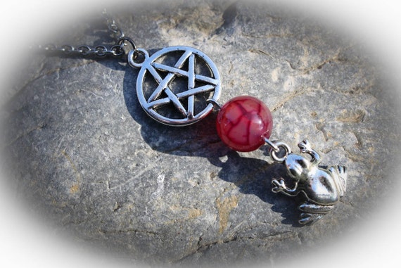 Toad pentacle necklace