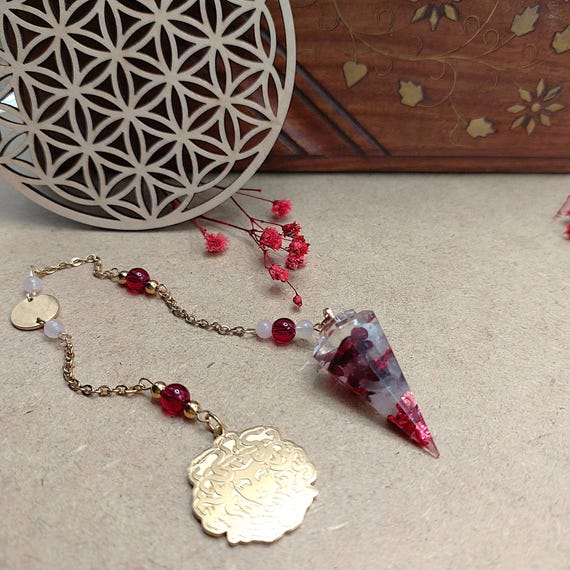 Pendule Médusa, Résine, Quartz Rose, Grenat, Cristaux Rouges