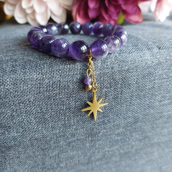Bracelet améthyste perles 10mm et étoile dorée