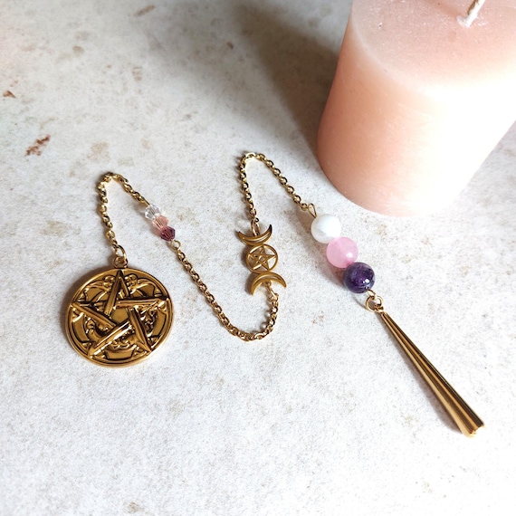 Pendules divinatoires