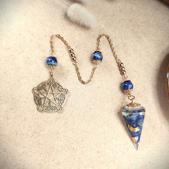Pendule divinatoire Pentacle Céleste,  Lapis Lazuli,  Feuilles dorées