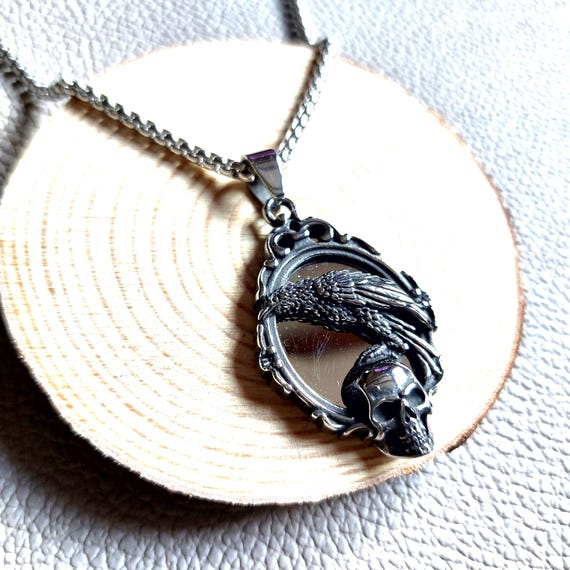 Collier gothique crâne, corbeau, miroir