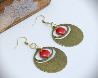 Boucles d'oreilles rondes et sequin émaillé rouge rond laiton brut - bijou laiton brut - boucles d'oreilles laiton bronze