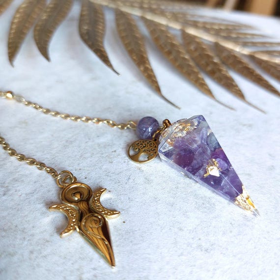Pendule divinatoire améthyste, triple lune et arbre de vie