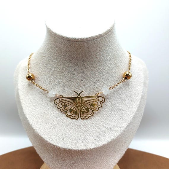 Collier Papillon et cristal de roche