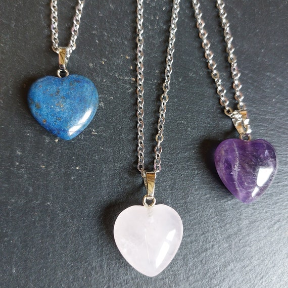 Stone heart pendant necklace
