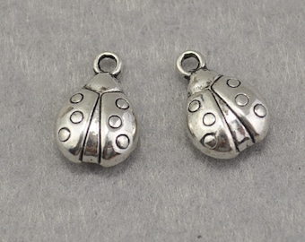 Tiny Ladybug Charms,Ladybug Pendants, Antique Silver Tone Double Sided 3D 10x11mm-A1528