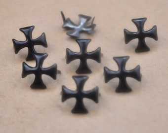 Metal Punk Cross Rivet--50st 12x12mm zwarte hengsten/klinknagel met 2 Claws Llabs