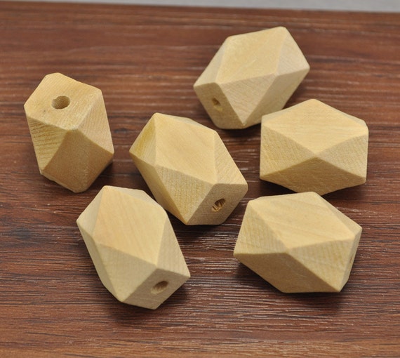 Wholesale 14mm Geometric Faceted Cube Wood Beads 50PC Natural Unfinished  Unpainted Polyhedron Wooden Bead for Crafts Jewelry 