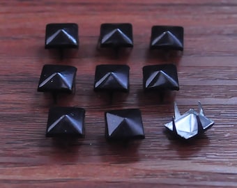 50 stuks Zwart Vierkant Piramide Uitsteeksels Studs Klinknagel Knoppen 9 mm Met 4 Klauwen Nailheads Schoenen Doek Punk Accessoires