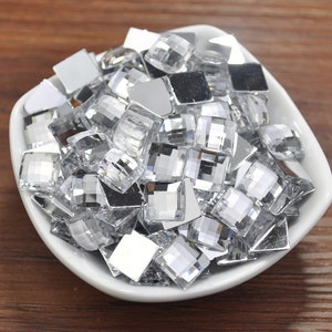 Strass quadrato, strass acrilico-10mm quadrato sfaccettato schiena piatta strass argento brillante per abbellimento, fornitura per artigianato, progetto artistico
