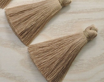 Vendita all'ingrosso di nappe, nappe di seta cachi, spessore nappe, 65 mm(2.55''inch) nappe per gioielli, fatto a mano nappe, nappa orecchino risultati