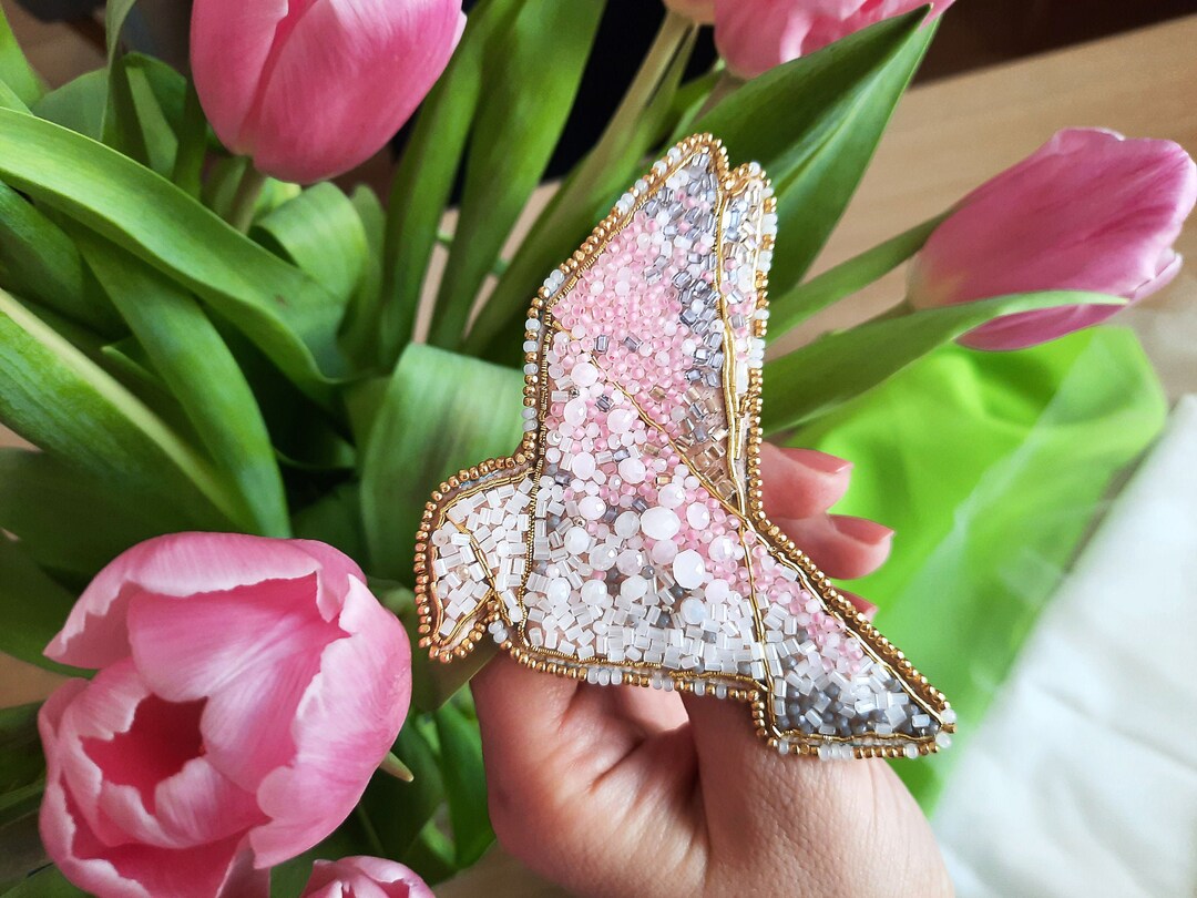 Broche Oiseau Colibri Vintage Métal Doré – Bijou Fantaisie Marqué A2823