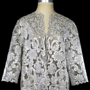 Nettie Rosenstein 1950s silver lame lace jacket, vintage 50s flapper style opera coat, metallic lamé not gold, couture museum quality