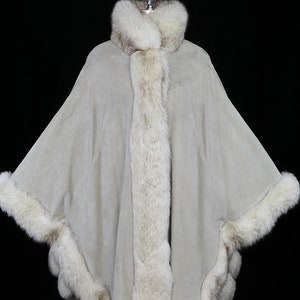 Pauline Trigere coat jacket fox fur suede dolman batwing sleeves poncho cape boho bohemian rich hippie avant garde beige tan ivory off white