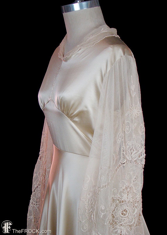 Wedding dress 1930s vintage art-deco silk charmeu… - image 2