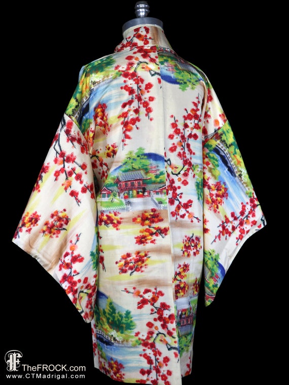 Cream yellow silk haori kimono, robe or jacket or… - image 6