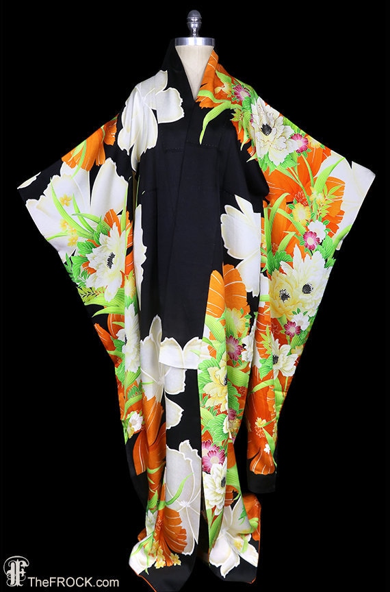 Old silk kimono, robe or coat or dressing gown, 19