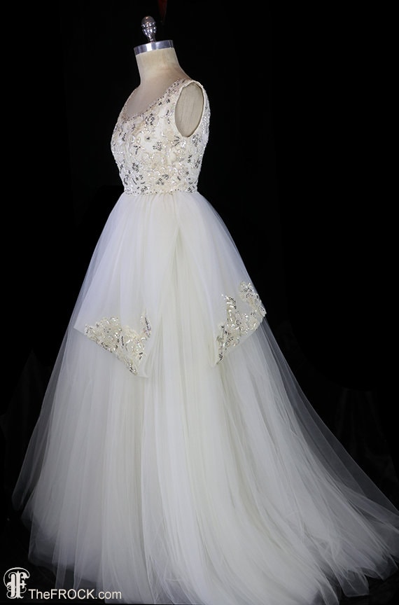 Cenicienta vestido de novia sale