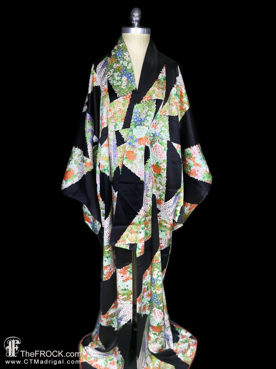 Silk kimono, robe or coat or dressing gown, vinta… - image 1