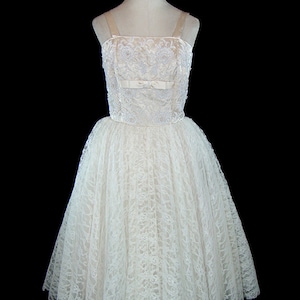 1950s wedding dress, ivory beaded silk satin and lace, sleeveless, big huge tulle under skirt, couture wedding, reception, prom, formal