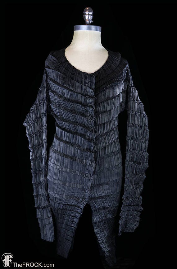 Issey Miyake coat, black, avant garde pleated jac… - image 1