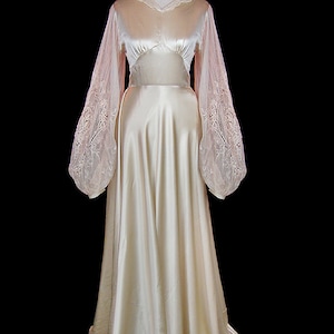 Brautkleid 1930er Jahre Vintage Art-Deco Seide Charmeuse Satin Brautkleid bestickte Spitze Dichter Bischof Ärmel, eingearbeitet