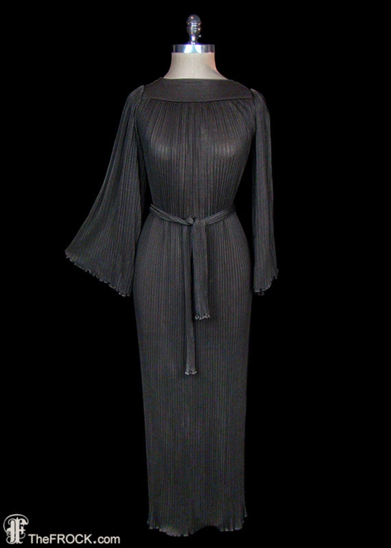 Tricot Aile LongueManches En Noué La Armani Couture RobeRobe LongCeinture TailleDesigner Noir Ange Giorgio À Plissé srohdCBtQx