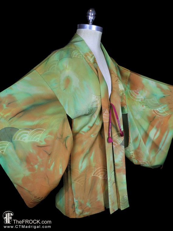 Old silk haori kimono, robe or jacket or dressing… - image 5