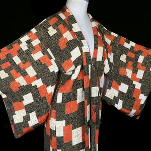 Old silk haori kimono, robe or jacket or dressing gown, vintage orange gold cubist cubism patchwork Gustav Klimt style pattern, short image 4