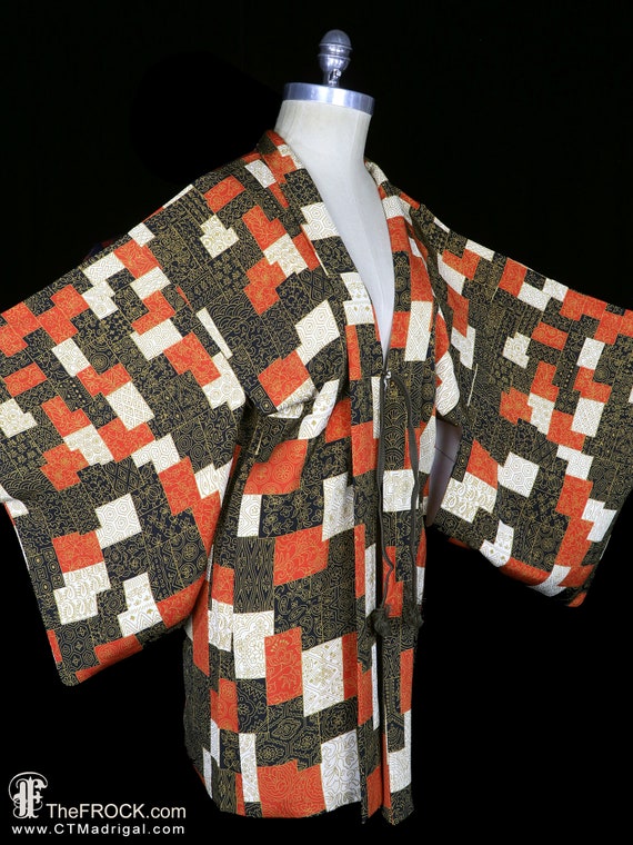 Old silk haori kimono, robe or jacket or dressing… - image 4