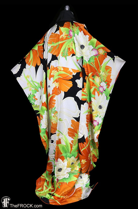 Old silk kimono, robe or coat or dressing gown, 1… - image 6